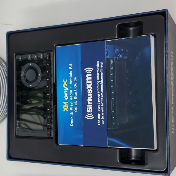 Sirius XM Satellite Radio XM Onyx XDNX1V1 XM Radio + Vehicle Kit New Open Box - Picture 6 of 12